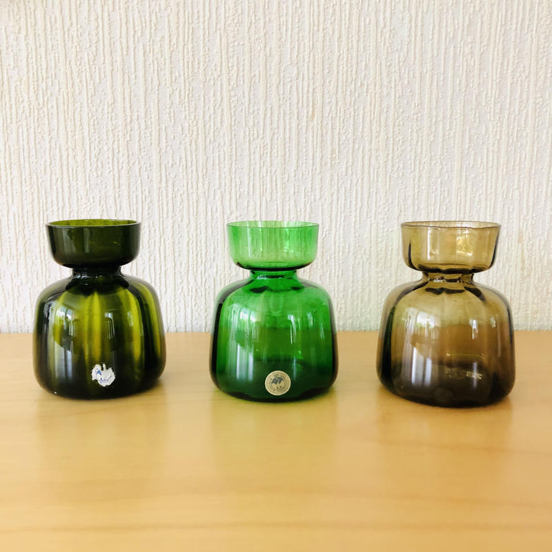 Holmegaard ホルムガード ヴィンテージガラスのフラワーベース モスグリーン Wa