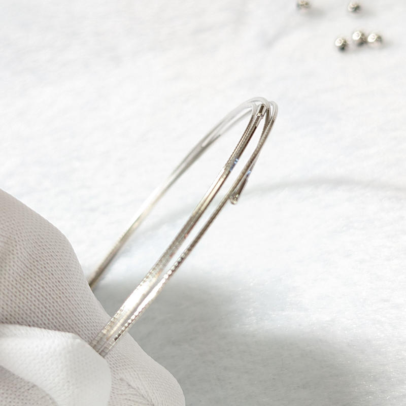 おしゃれ 新芽展開中 獅子葉万年青 花尾獅子 - 植物/観葉植物