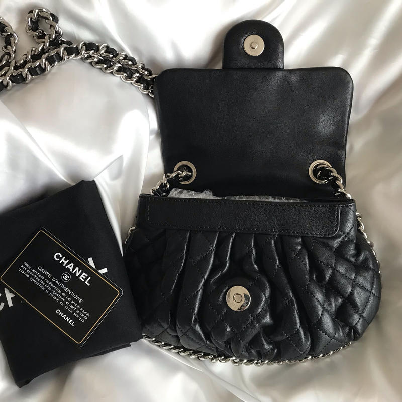 シャネル CHANELチェーンアラウンド ショルダーバッグ | Advanced Style