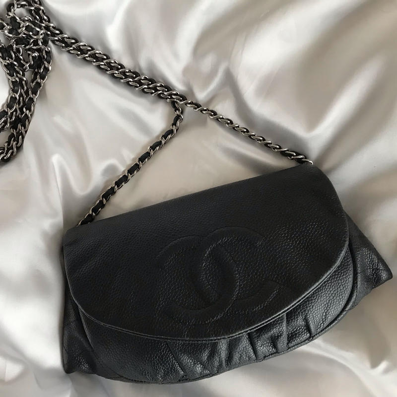 シャネル CHANEL ハーフムーン チェーンウォレットバッグ | Advanced Style 人気の春夏 ♥シャネル♥ ハーフムーンチェーンウォレット ショルダーバッグ