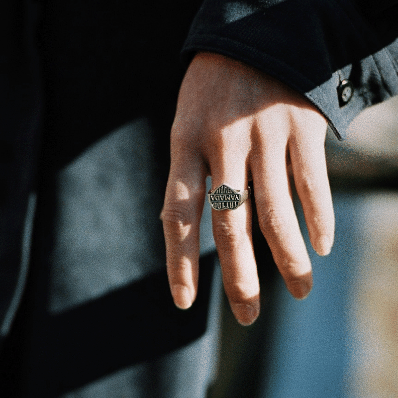 Frank And Easy Tattoo Studio Yamada Logo Ri