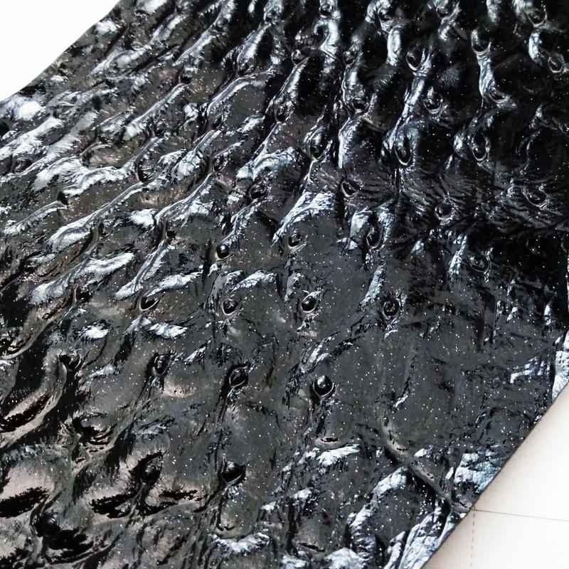 オーストリッチ革 33 11 黒 ラメ入りエナメル加工 0281 レザーマニア東京通販