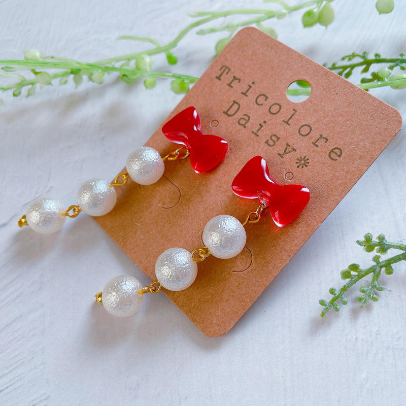 M 113 E リボン パール イヤリング Tricoloredaisy M 113 E リボン パール イヤリング Tricoloredaisy