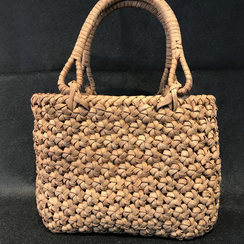 山ぶどう花結び編みかごバッグ 津軽工房社