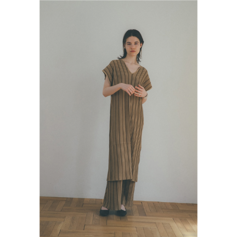 Clane クラネ Random Stripe Knit One Piece ランダムスト Clane クラネ Random Stripe Knit One Piece ランダムスト