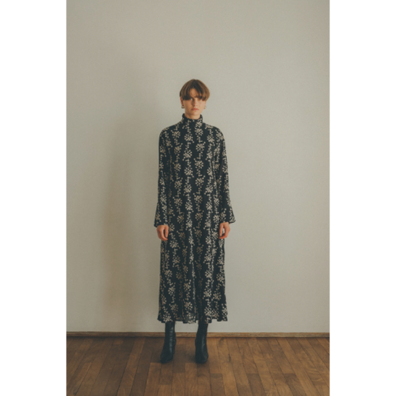 Clane クラネ Stripe Flower Embroidery One Piece