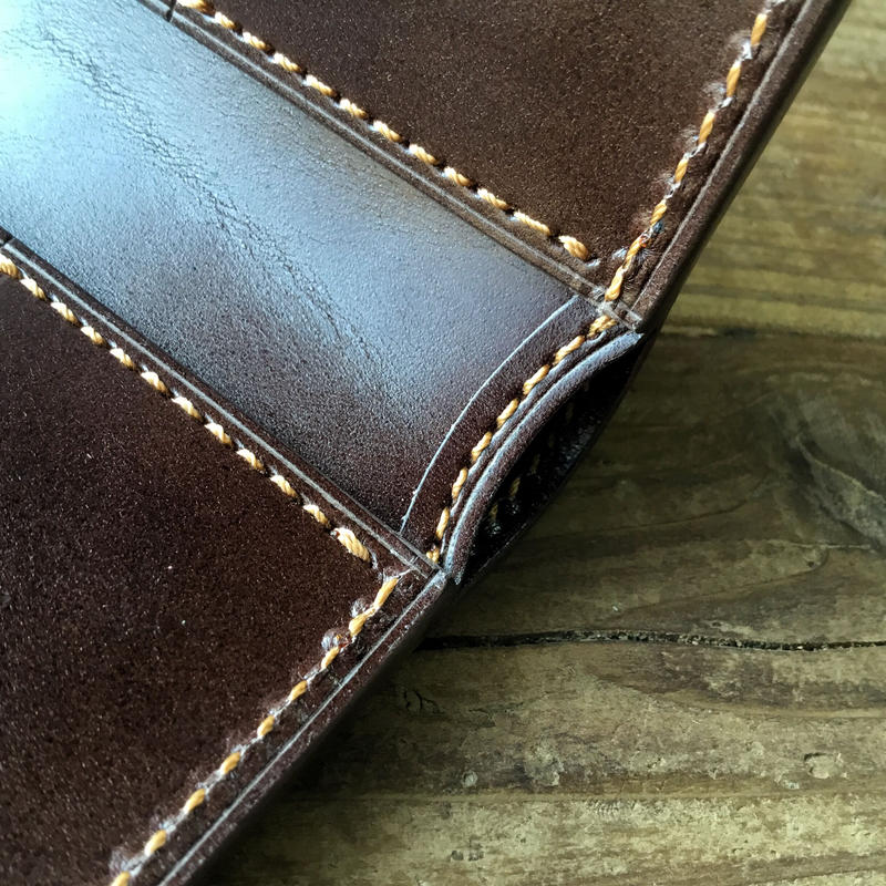 信頼 【未使用品】大峽製鞄 コードバン 二つ折り 財布 小銭入れ付き
