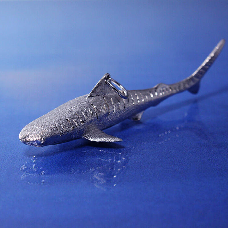 タイガーシャークのシルバーペンダント Nldj0006 海辺のlbストア