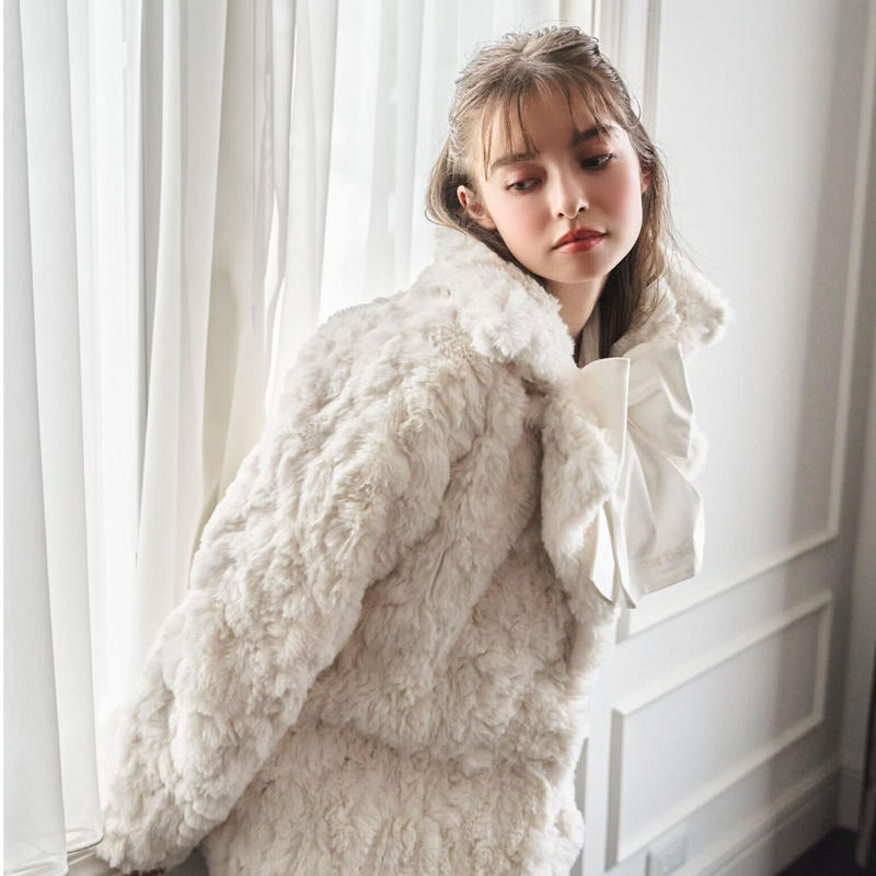 treaturself バニーファーコート ホワイト FURFUR (ファーファー
