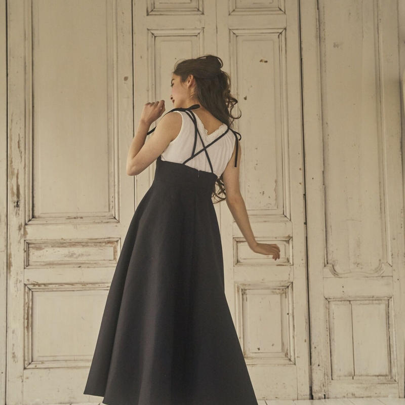 classic elegant one-piece(black) | Treat ürself
