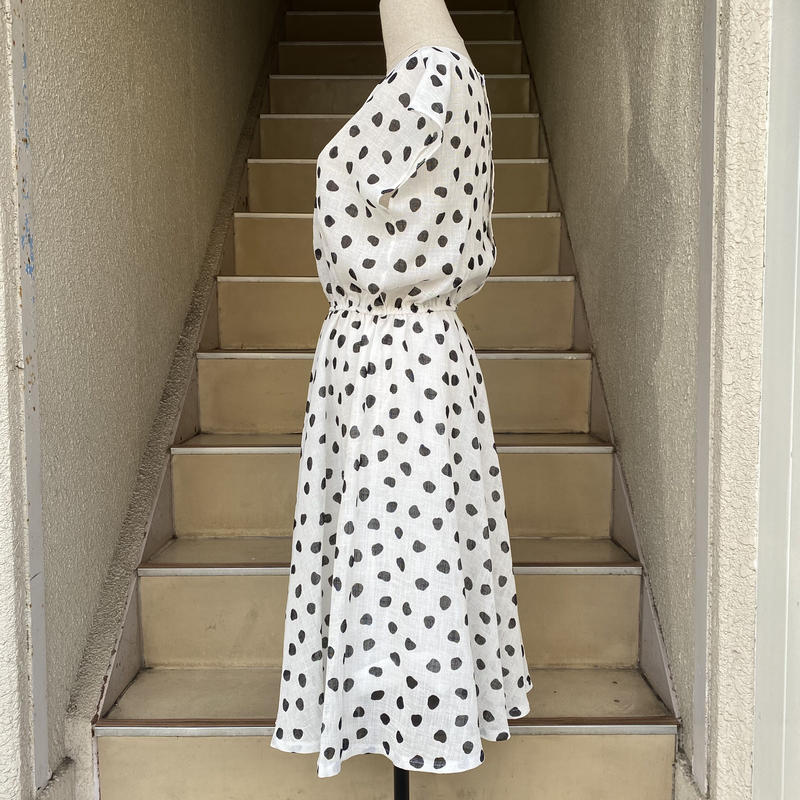 モノトーン水玉ワンピース ナンド