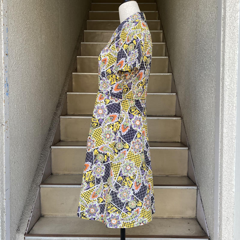 サイケ柄ミニ丈ワンピース ナンド