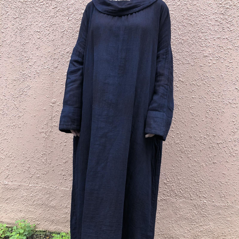 オールシーズンに活躍 一点物 藍染めワンピース着丈115cm ガーゼ素材 濃淡染め技法