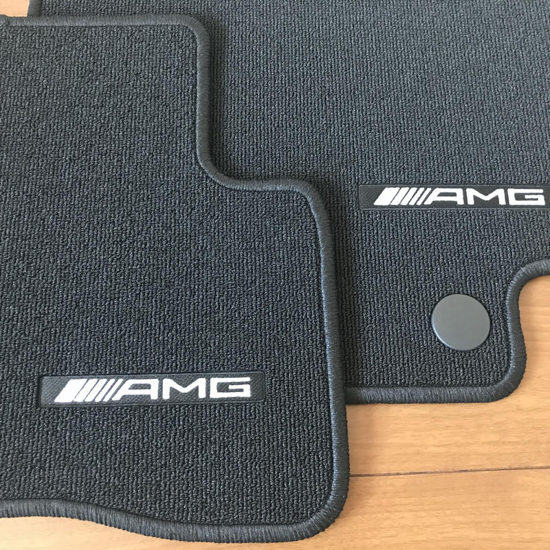 ベンツ Eクラス（ワゴン）w212 純正フロアマット 送料無料