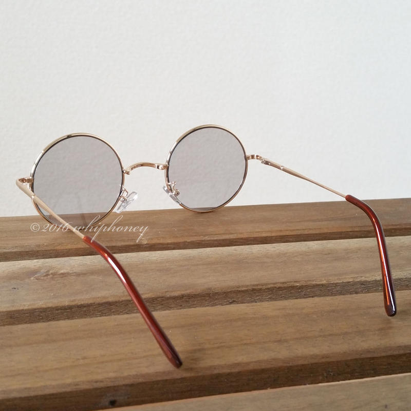 送料無料 ゴールドフレーム 丸眼鏡 伊達メガネ ライトグレー サングラス Whiphone