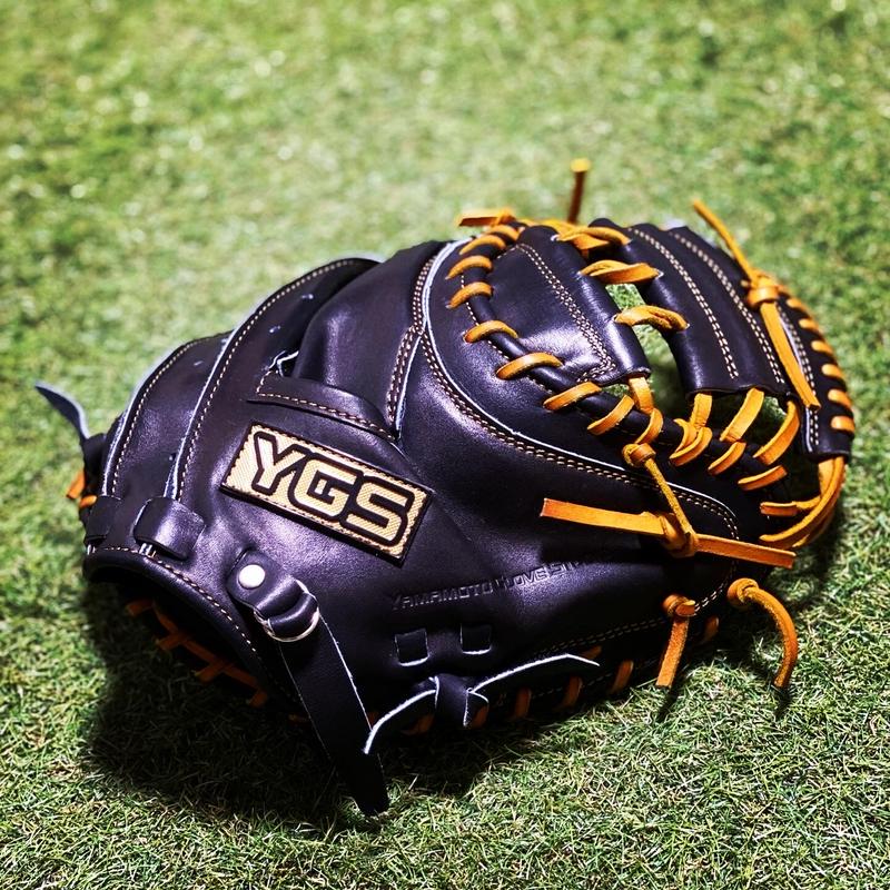 Ygsプロライン 硬式キャッチャーミット 222v ブラック タン 型付け済み 山本グラブ