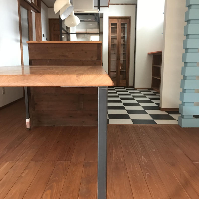 オニグルミダイニングテーブル イエローチェアハウスオンラインショップ