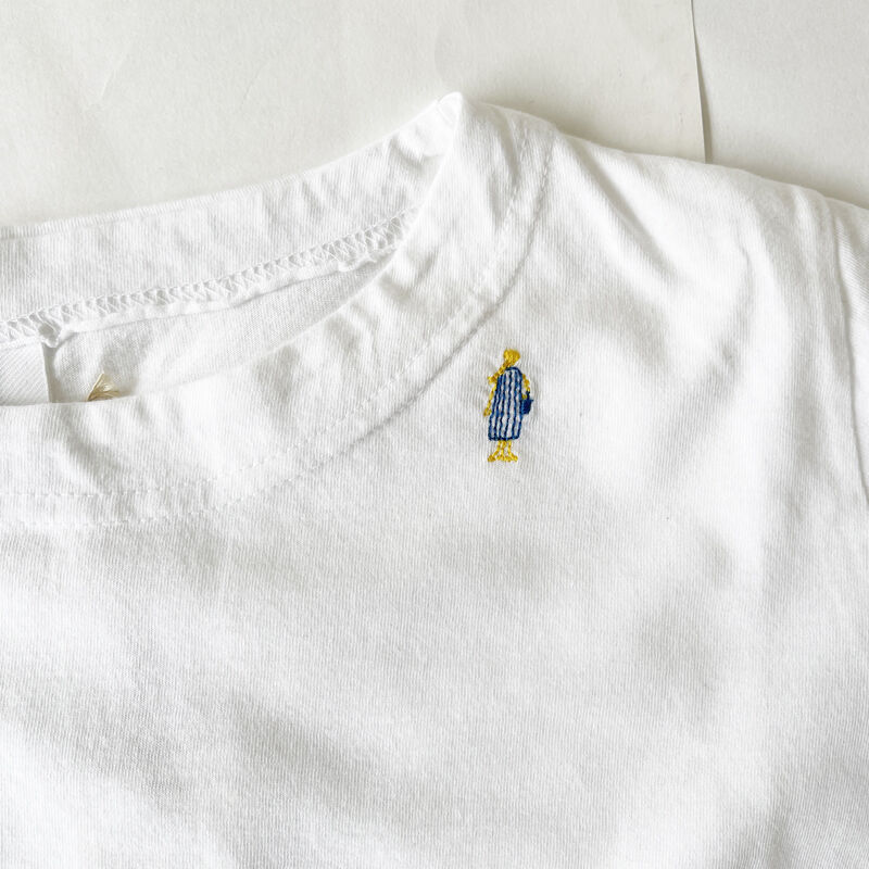 レディース Grin グリン ホームスパンインレイボートネック 後ろ姿刺繍 ホワイト 城