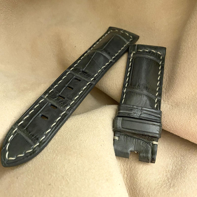 クロコダイル レザー 腕時計ベルト グレー (ラグ幅24mm - バックル幅 クロコダイル レザー 腕時計ベルト グレー (ラグ幅24mm - バックル幅