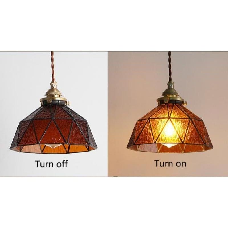 ヴィンテージ感満載の手作りランプシェード ダイニングやベッドルームに おしゃれなシーリングライ