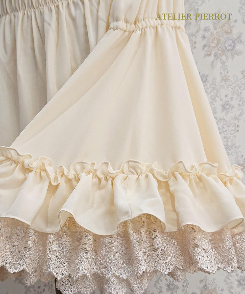 Atelier Pierrot アトリエピエロ レースシャーリング姫袖ブラウス Ivory