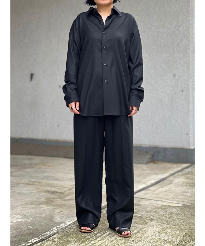 新発売 オーラリーSUPER LIGHT WOOL EASY SLACKSタグ付き