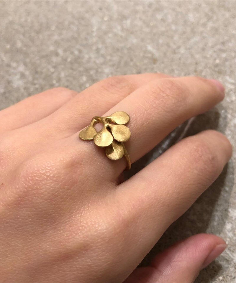 Satela 丸い葉っぱ リング R Mah 01a デコレイトミーwebshop