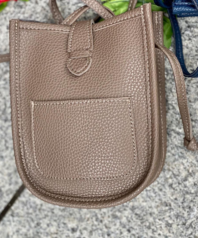 Hマーク ポシェット ショルダーバッグ Farge