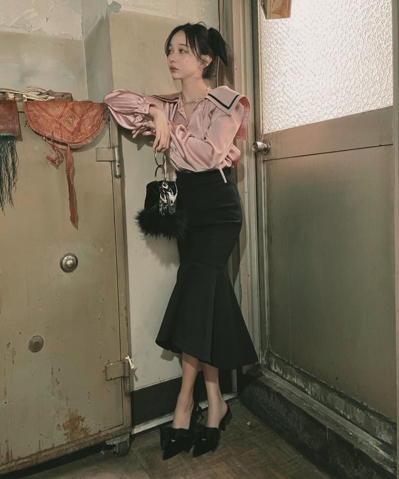セーラーカラーブラウス / Sailor collar Blouse | FICTION TO...