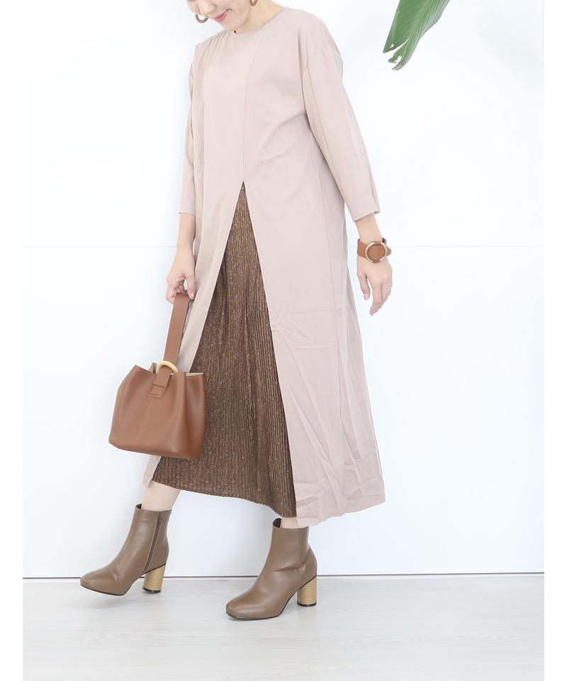 イエベ秋 プリーツセンタースリットワンピ ベージュ ブラウン Ilonono Offi