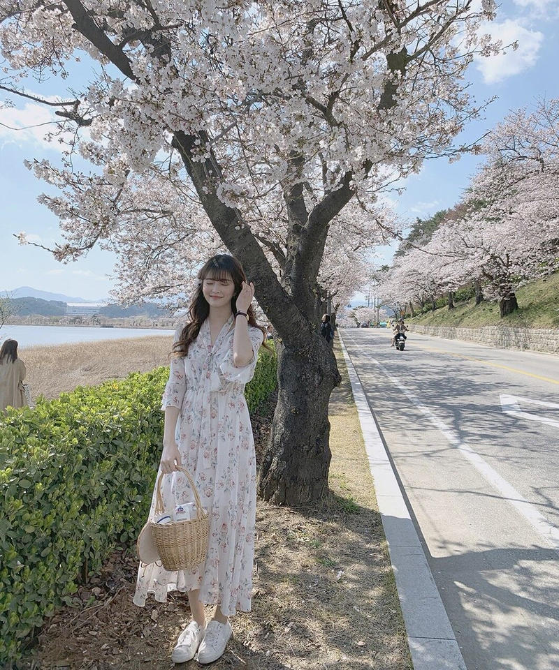 ホワイト バラ花柄 カシュクール風 フレアスリーブ シフォン ロングワンピース Xl Op1