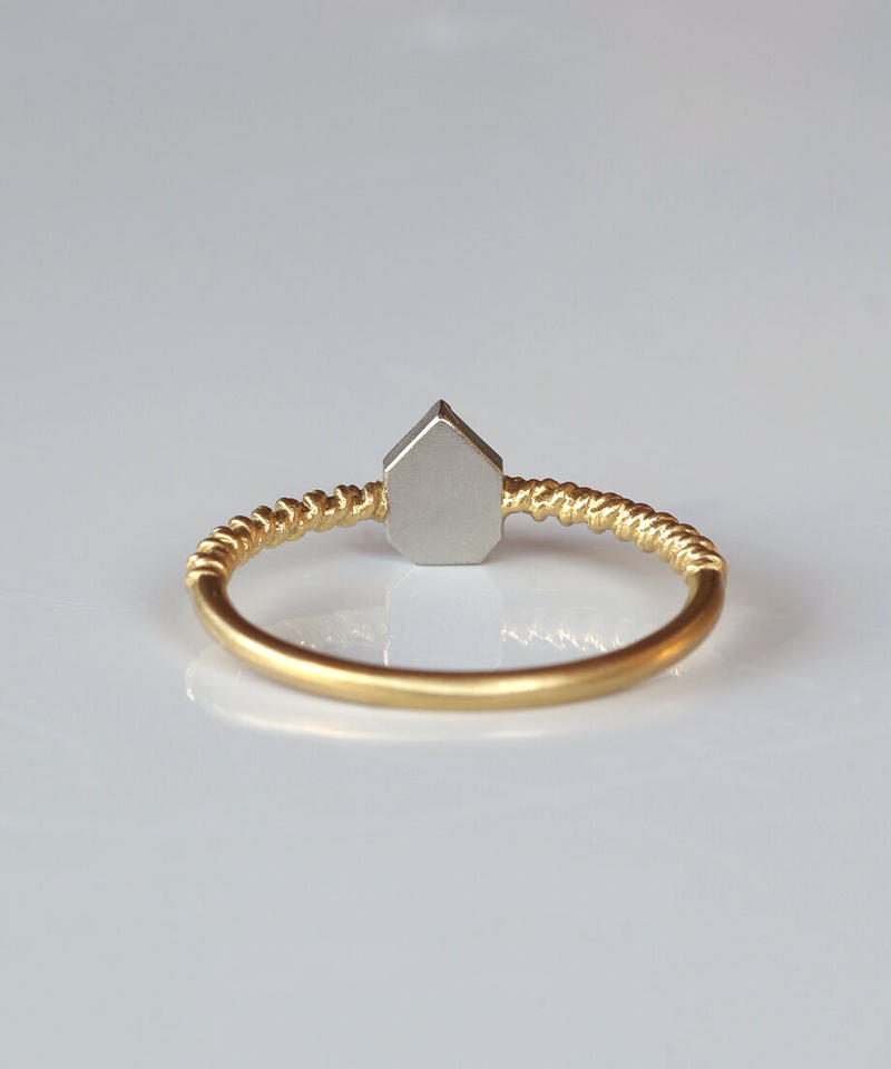 One of kind / Diamond Ring <K18YG,Pt900> - R416...