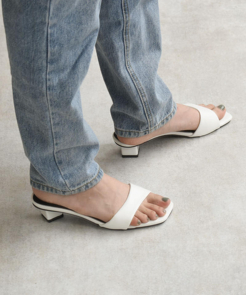 Shoes スクエアトゥ ワンストラップサンダル オフホワイト ベージュ L