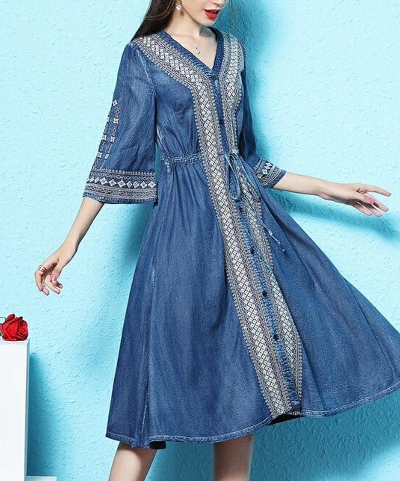 北欧風フォークロアレトロ刺繍vネックハイウエストフレアワンピース Fashionbomy