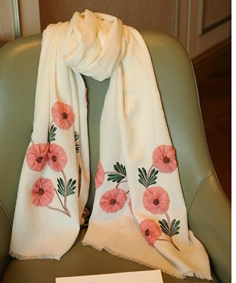 昭和レトロ連想ポイント花柄ウールストール3色 Fashionbomy