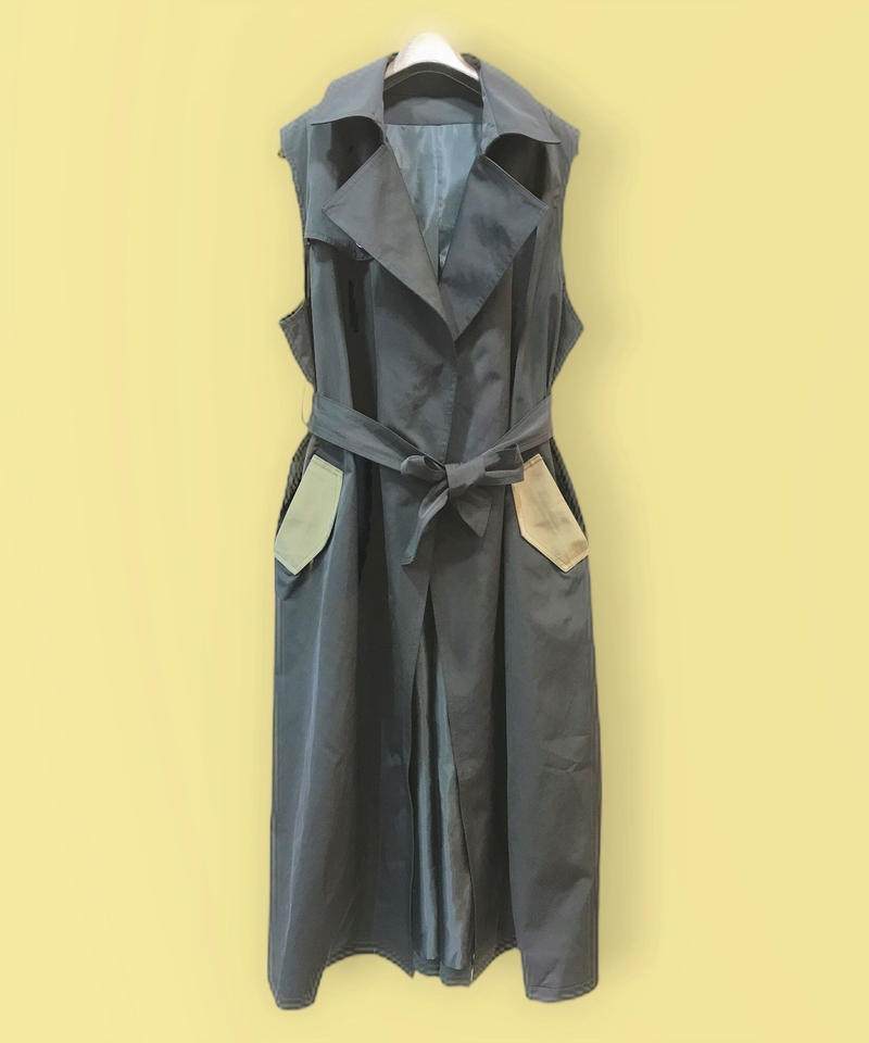 背中フリーストレンチロングベスト ブラック マルアール