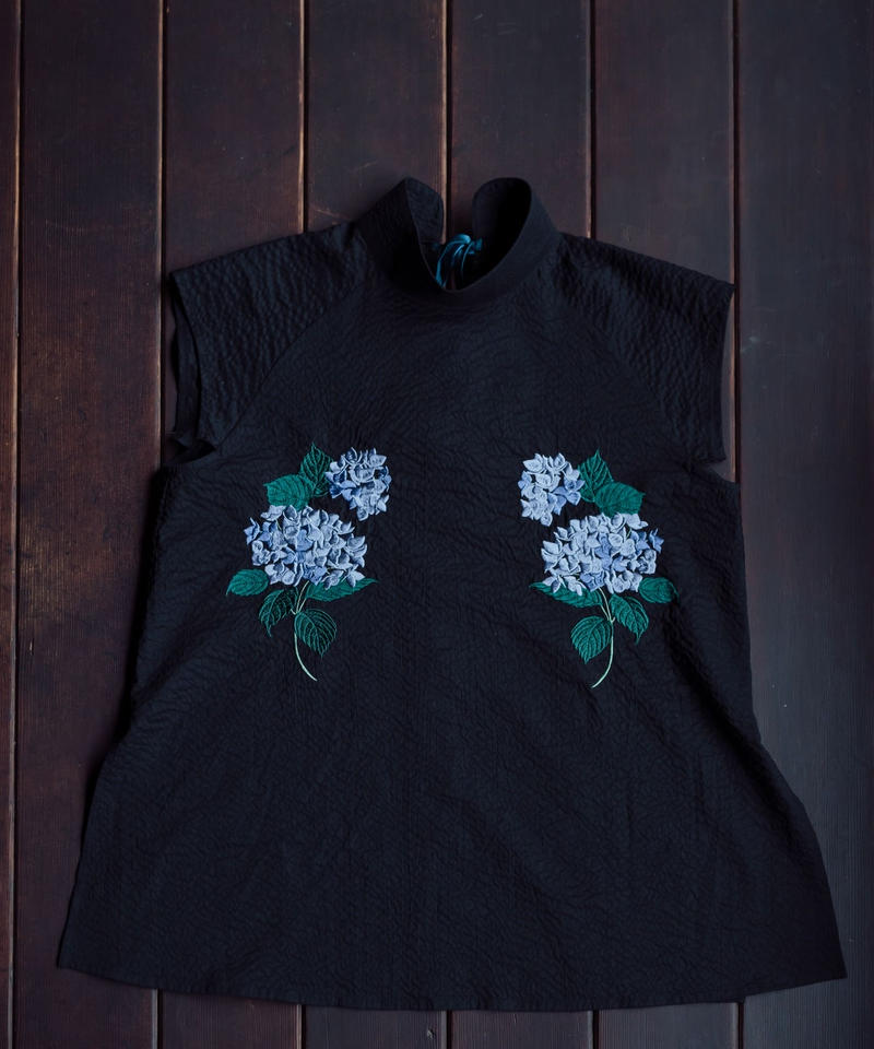 在庫販売 花を着るブラウス 紫陽花 Black Iconology