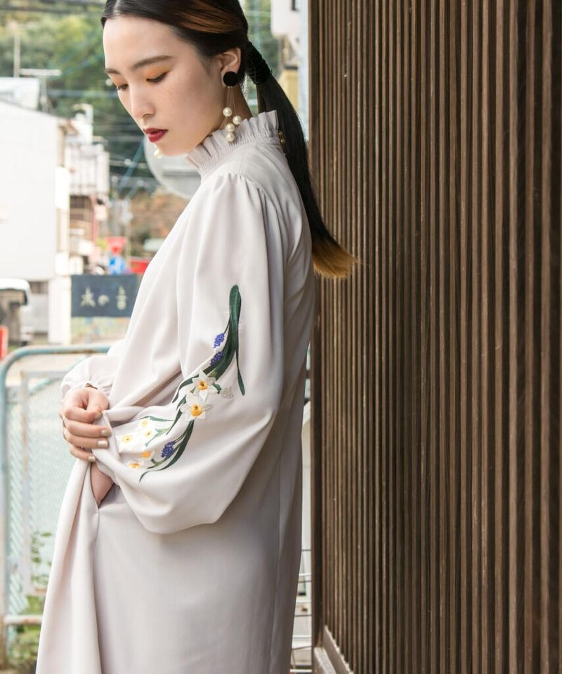 連休 SALE【iCONOLOGY】花を着るワンピース#03(水仙)