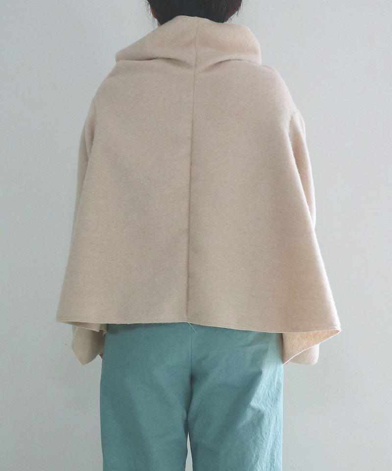 袖がうれしいストール風のはおりもの の型紙 生地 Milleturu