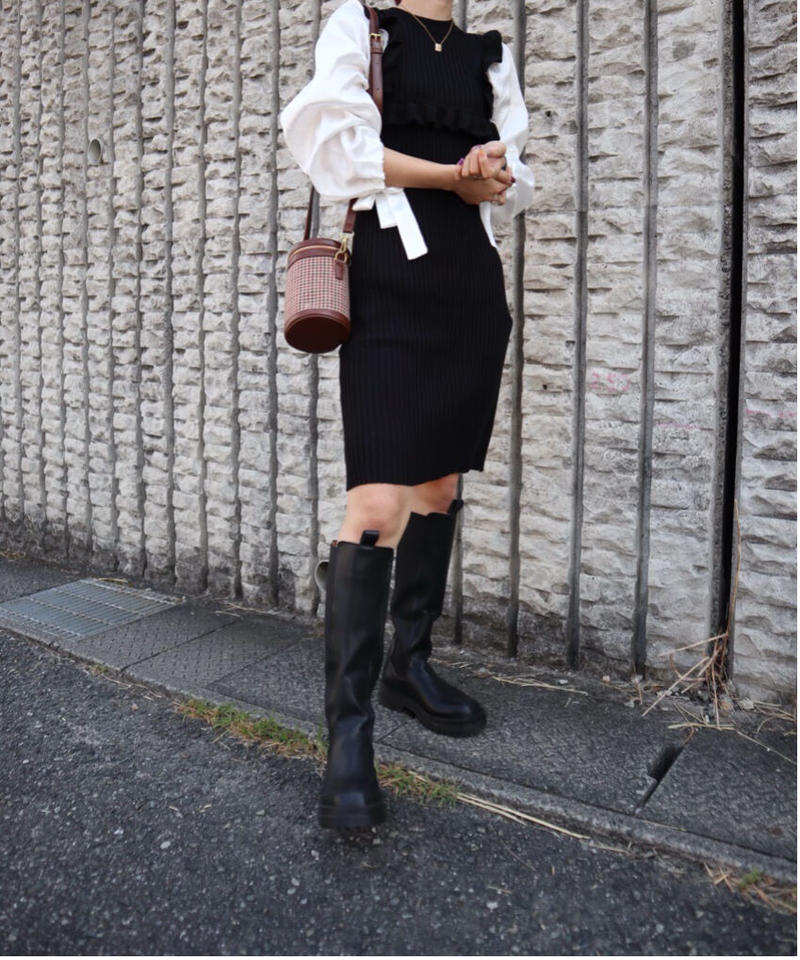 242 ニットフリルワンピース 再入荷なし O S I R I S