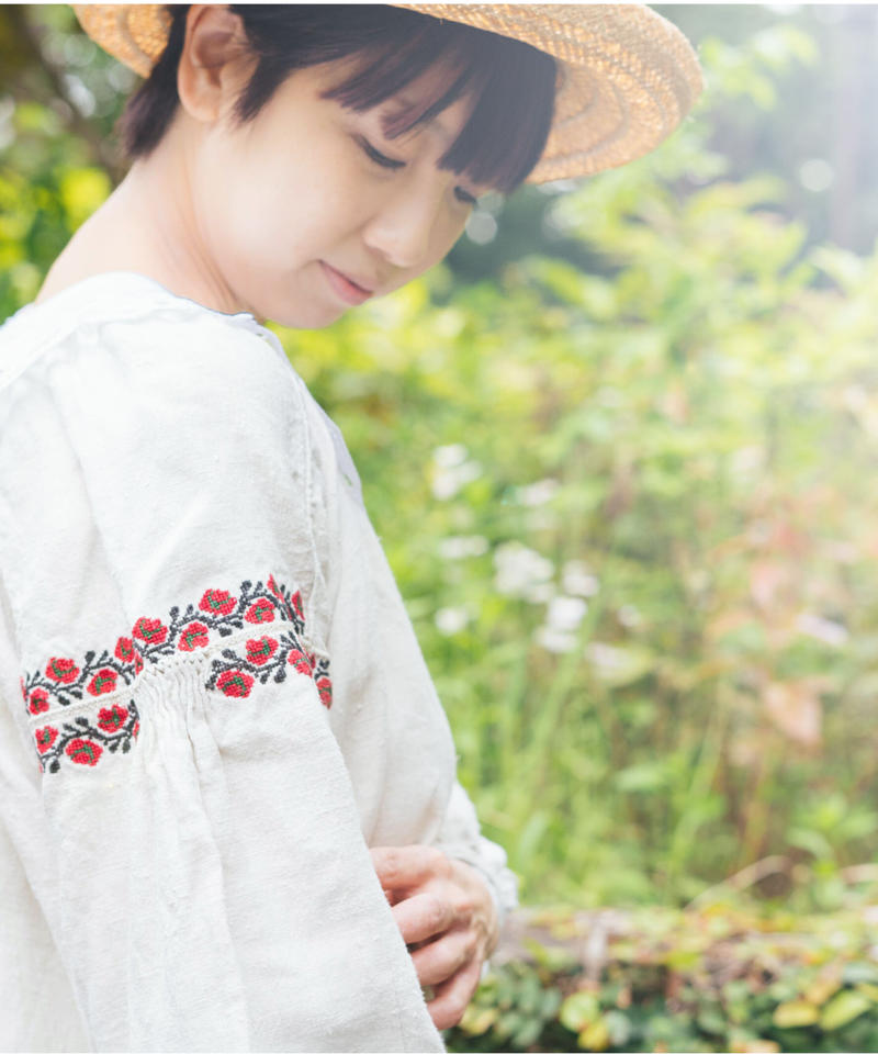 小さな薔薇刺繍ワンピース Photogenic Closet