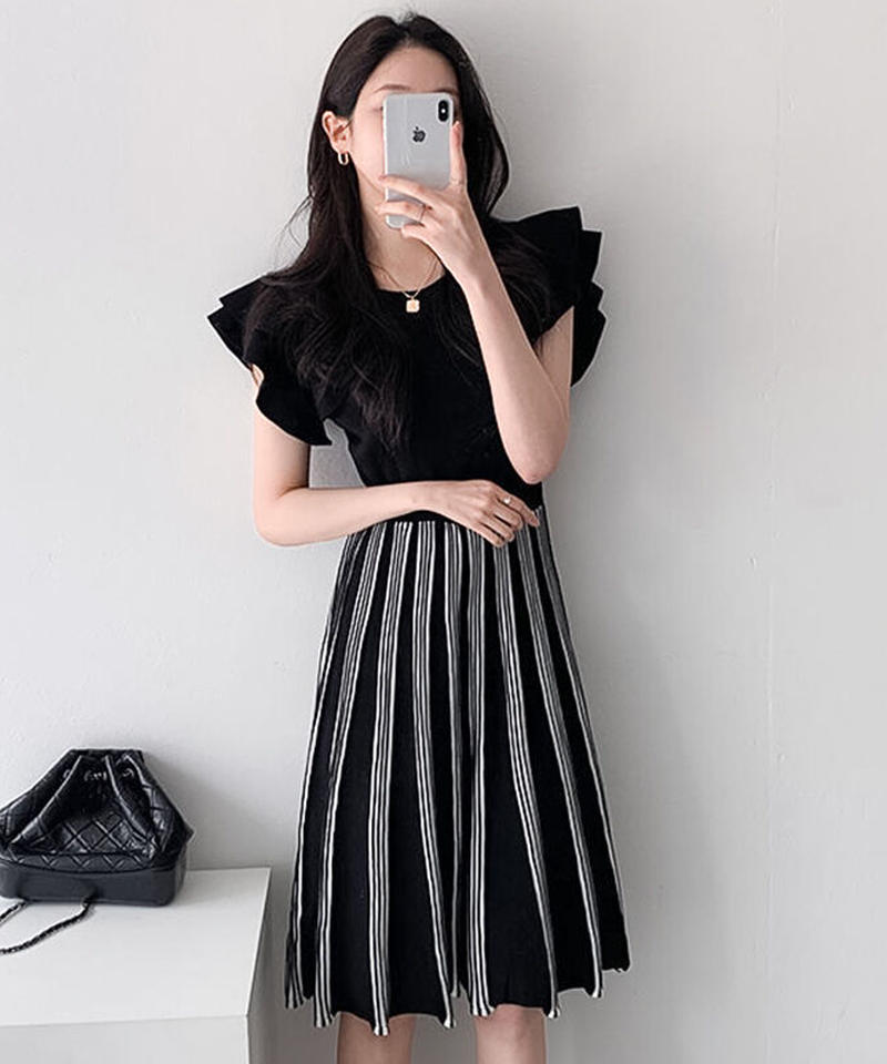 フリルニットプリーツワンピース Randy