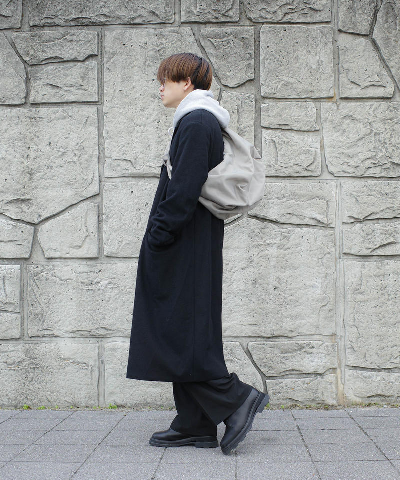 ランキング2022 BIG HALF MOON SHOULDER BAG 黒 agapeeurope.org