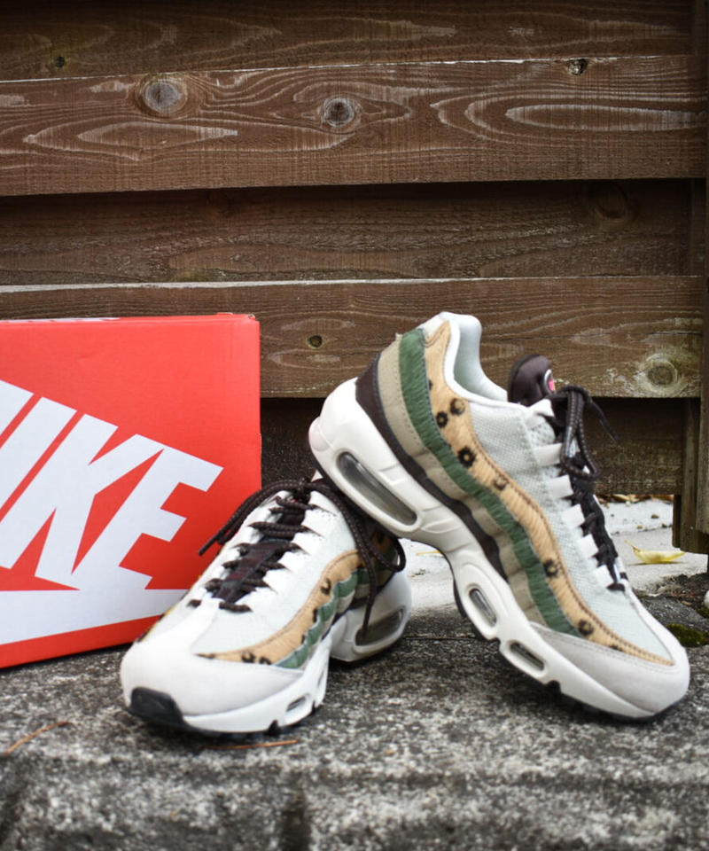 Nike Air Max 95 Premium 花柄 豹柄 スニーカー Gold Brown