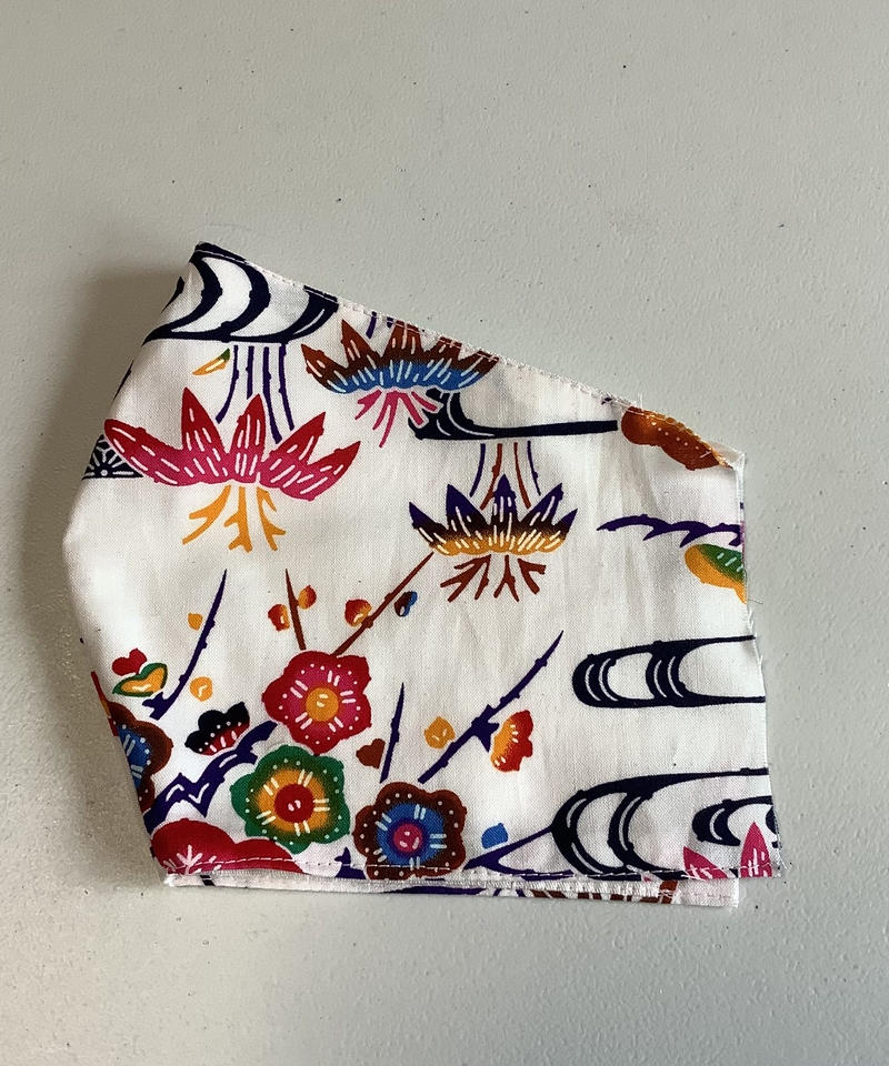 布マスク 琉球紅型柄 Ryuyok