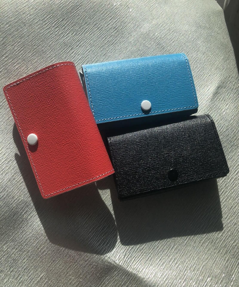 正規販売店 ディズニーワークスタイルクリエイション レザーカードケース ブラック 本革にロゴを型押ししたカードケース 新品即決 Www Dialoguecapital Com