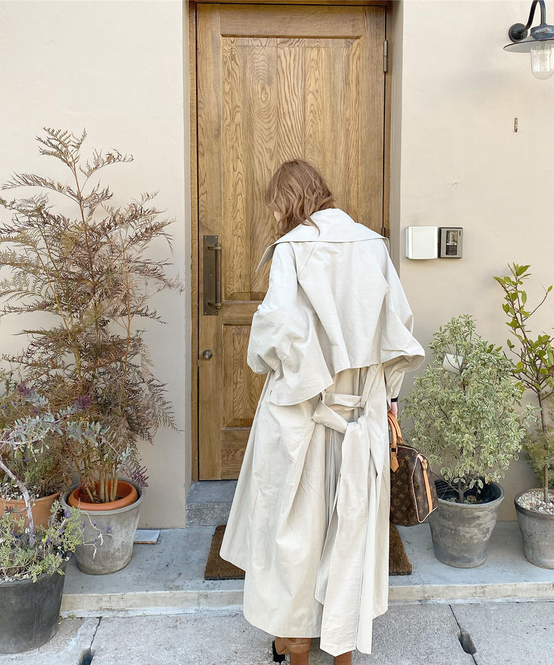 バックフリルトレンチコート Seek