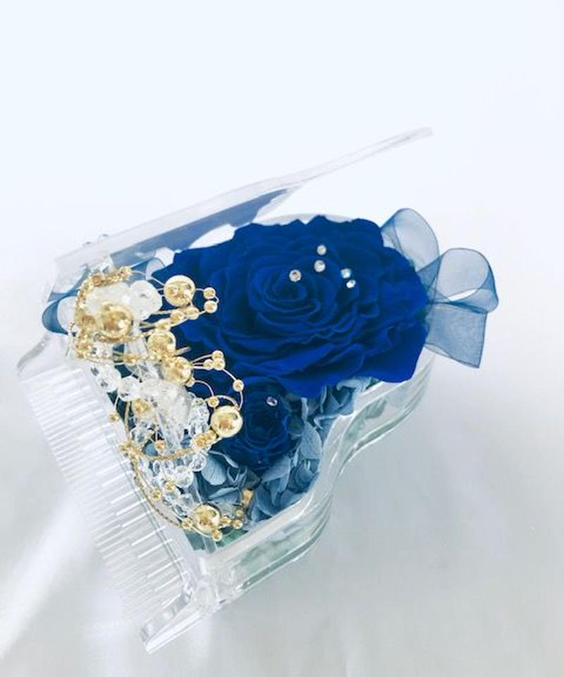 プリザーブドフラワー グランドピアノシリーズ 青い薔薇が心に秘めた静かで深いメッセージ 世都華