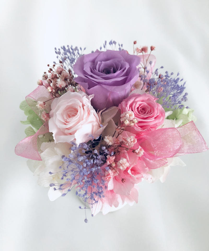 ローズアレンジパープルピンク プリザーブドフラワー フラワーケースリボンラッピング付き