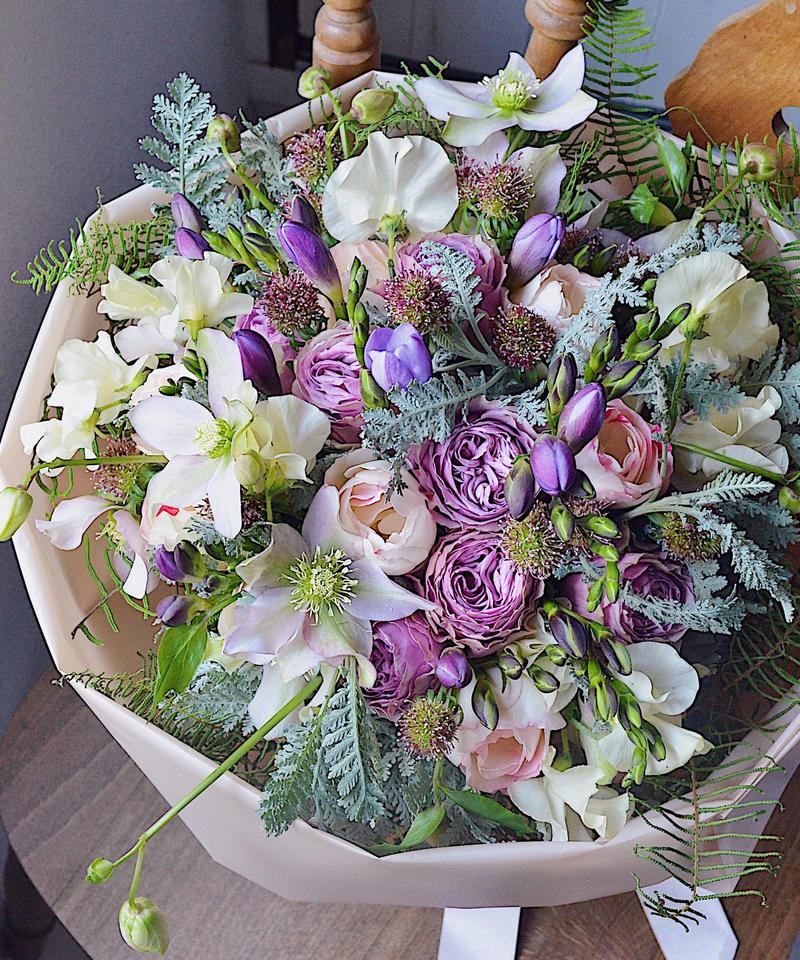 オーダーメイド お祝いの花束 ブーケ Mサイズ 装花tokyo